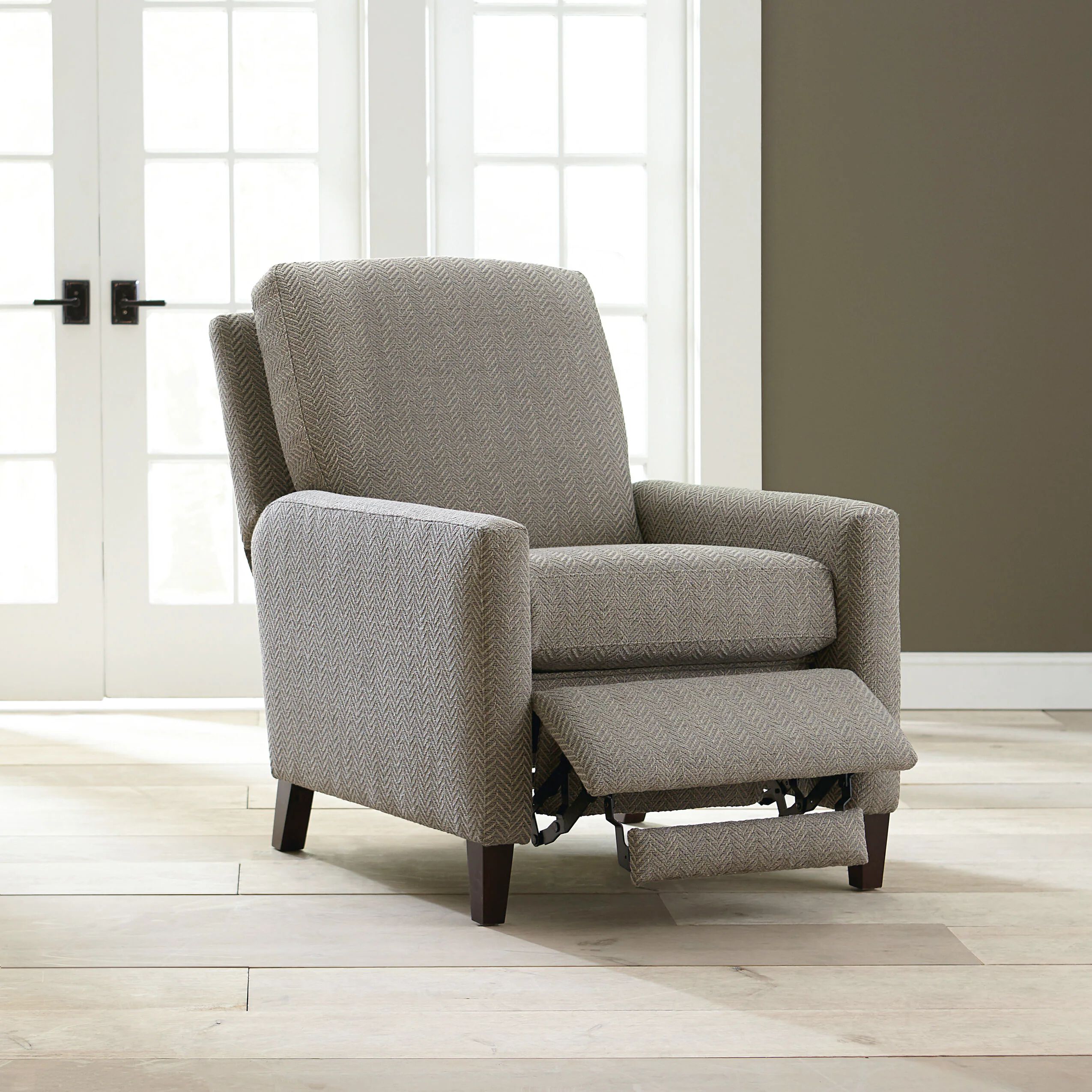Trevor Recliner